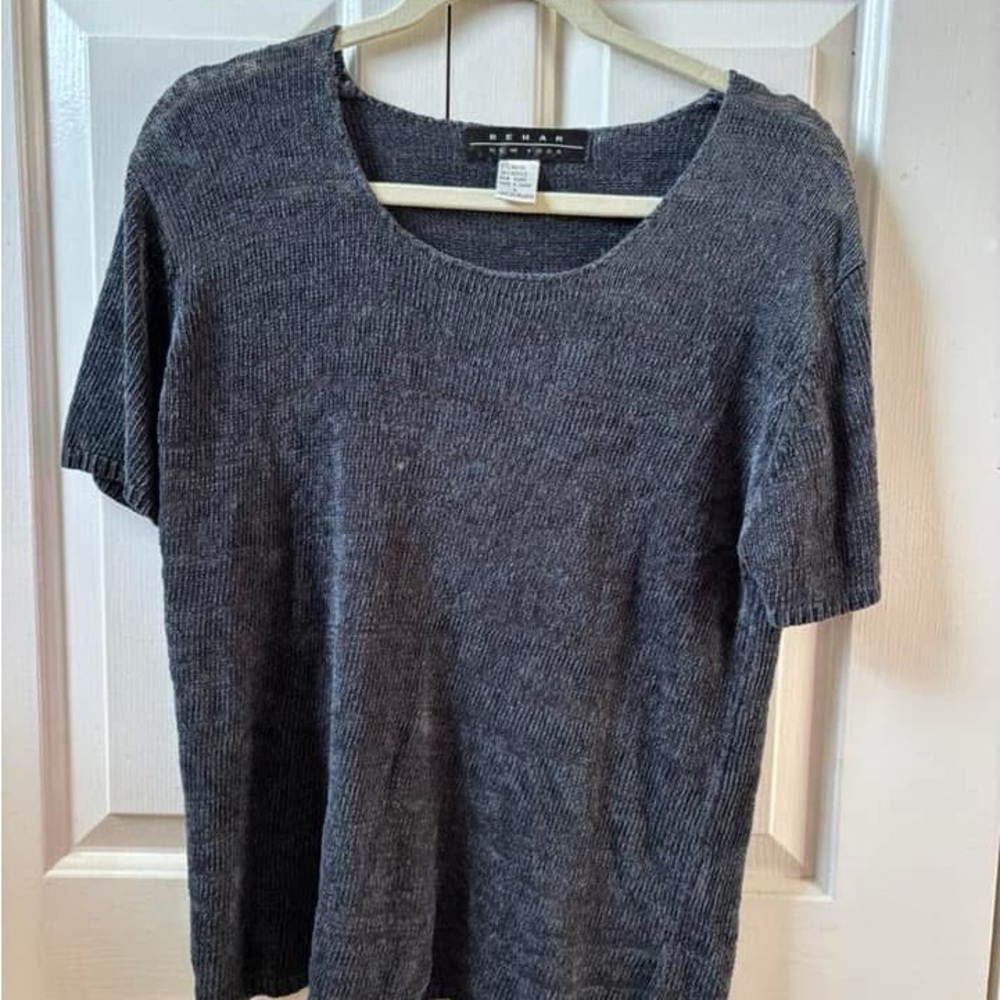 Gray Short Sleeve Knit Top